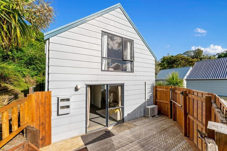 Photo of property in 1/147 Spinella Drive, Bayview, Auckland, 0629