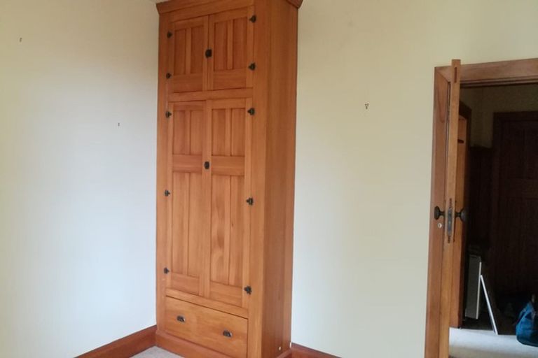 Photo of property in 1/10 Gamblins Road, Saint Martins, Christchurch, 8022