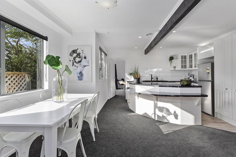 Photo of property in 9 Halyard Place, Whitby, Porirua, 5024