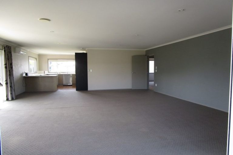 Photo of property in 9 Settlers Way, Pukekohe, 2120