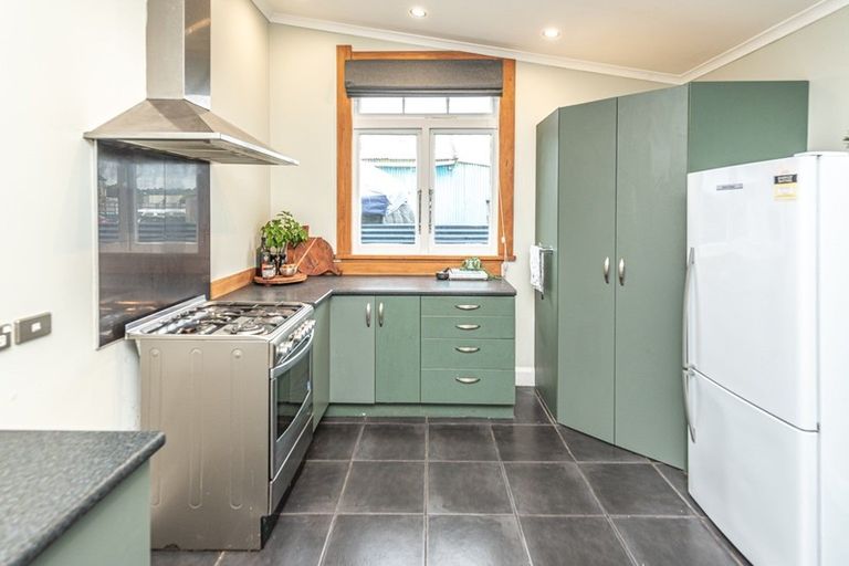 Photo of property in 32 Rangitikei Street, Whanganui East, Whanganui, 4500