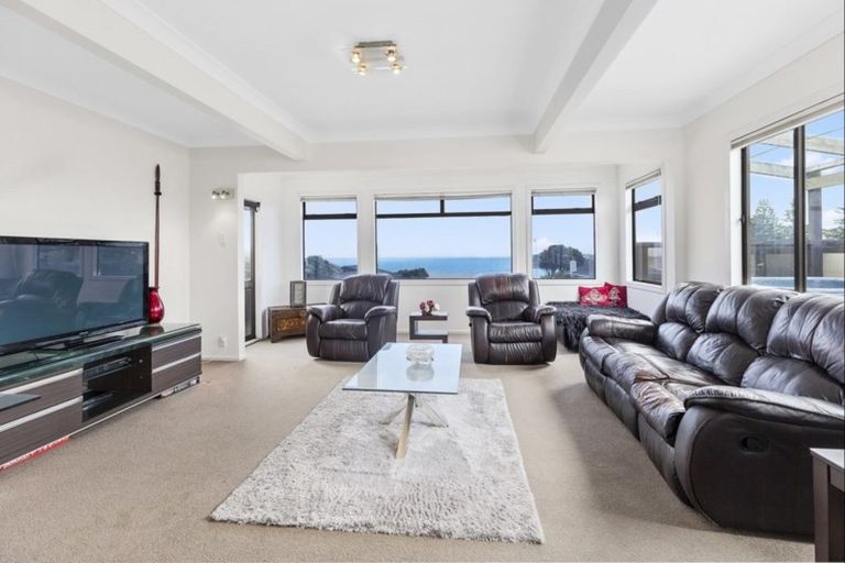 Photo of property in 37 Tireti Road, Titahi Bay, Porirua, 5022