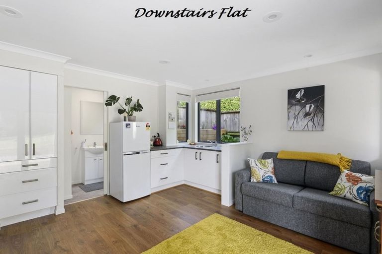Photo of property in 4 Frimley Terrace, Waikanae Beach, Waikanae, 5036