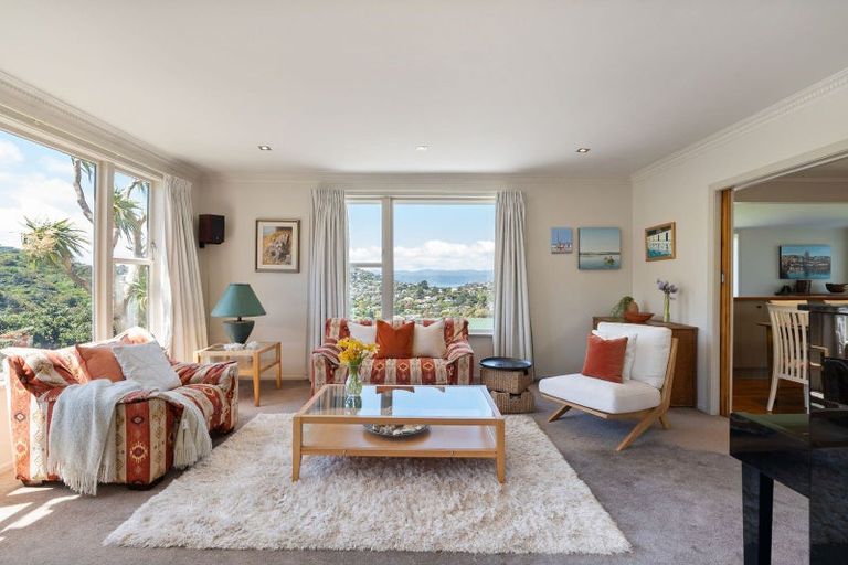 Photo of property in 7 Doris Gordon Crescent, Crofton Downs, Wellington, 6035