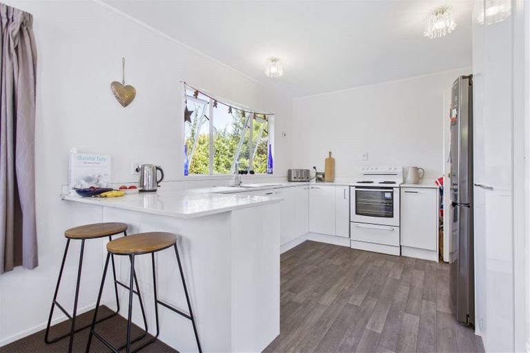 Photo of property in 30 Forest Hill Road, Henderson, Auckland, 0612
