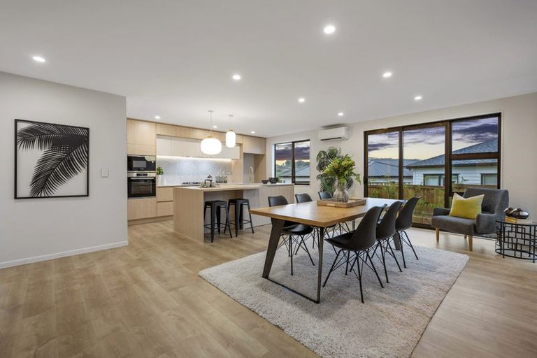 Photo of property in 4 Whale Bay Rise, Gulf Harbour, Whangaparaoa, 0930