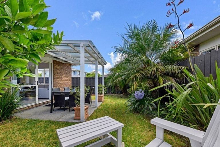 Photo of property in 18a Hall Avenue, Mangere, Auckland, 2022
