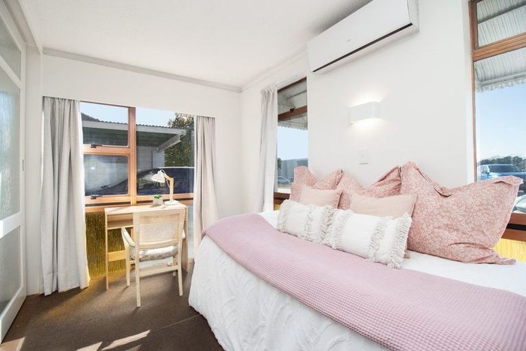 Photo of property in 1055unit Pukaki Street, Rotorua, 3010
