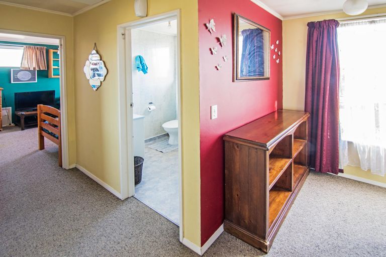 Photo of property in 2 Iorns Street, Masterton, 5810