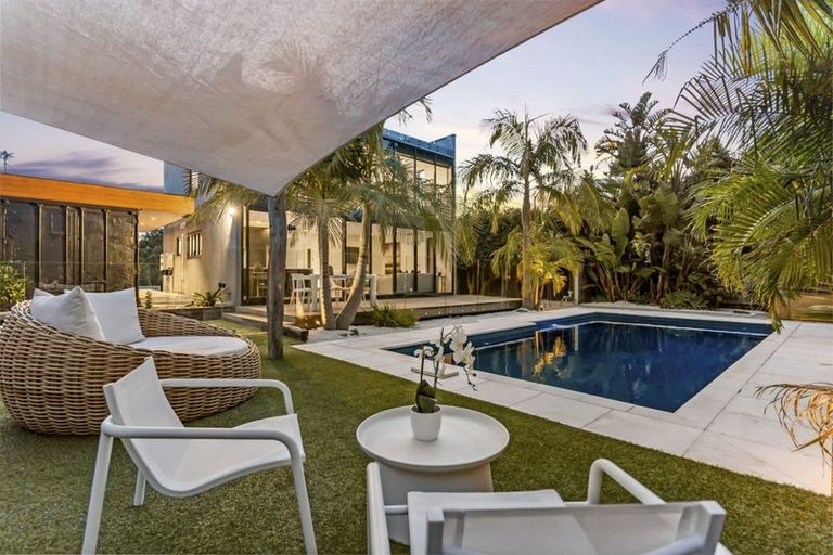 Photo of property in 4 Halyard Place, Te Atatu Peninsula, Auckland, 0610