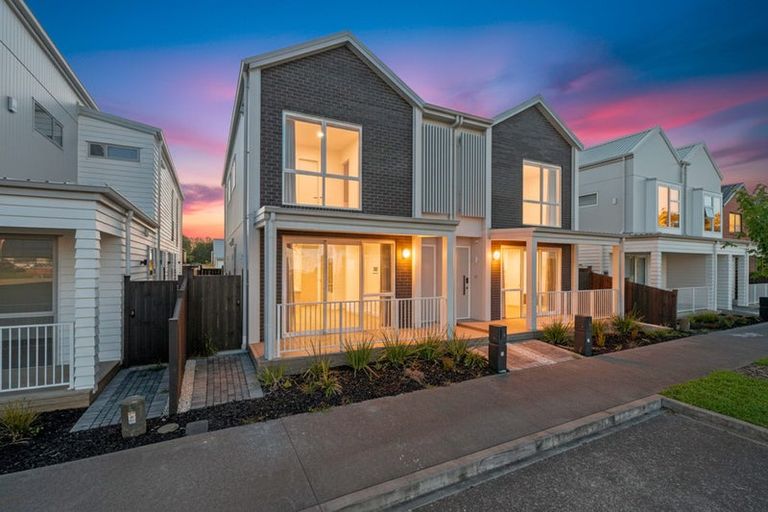 Photo of property in 6 Yellow Pear Lane, Karaka, 2578