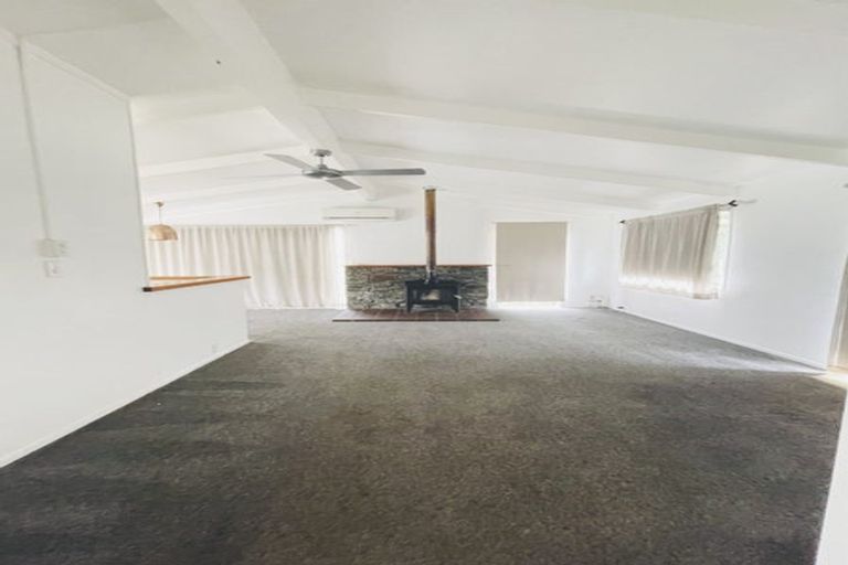 Photo of property in 13 Lismore Place, Papatoetoe, Auckland, 2025