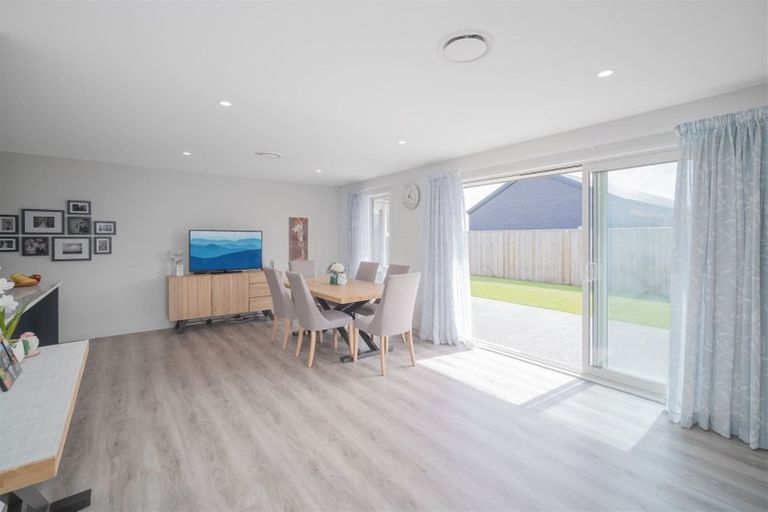 Photo of property in 14 Saxby Lane, Halswell, Christchurch, 8025