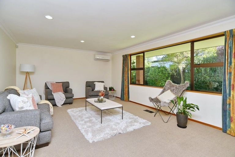 Photo of property in 2 Rex Place, Rangiora, 7400