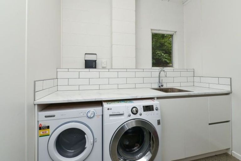 Photo of property in 35 Marnane Terrace, St Andrews, Hamilton, 3200