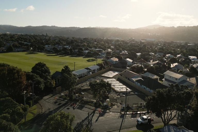 Photo of property in 53 Brook Street, Waterloo, Lower Hutt, 5011