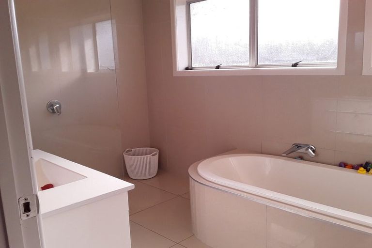 Photo of property in 19 Gaylands Place, Opaheke, Papakura, 2113