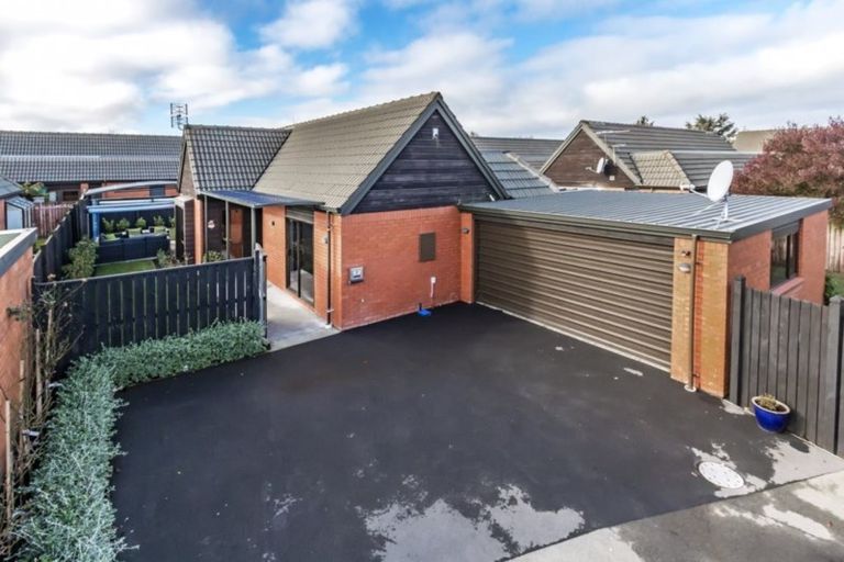 Photo of property in 23/415 Mairehau Road, Parklands, Christchurch, 8083