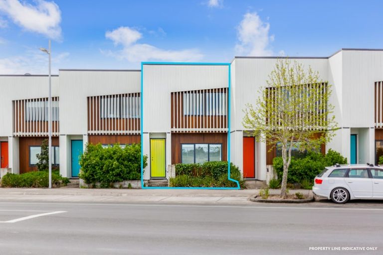 Photo of property in 13 Hudson Bay Road, Hobsonville, Auckland, 0616