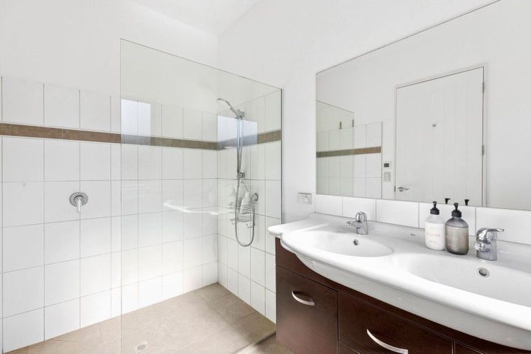 Photo of property in 31 Matheson Crescent, Albert Town, Wanaka, 9305