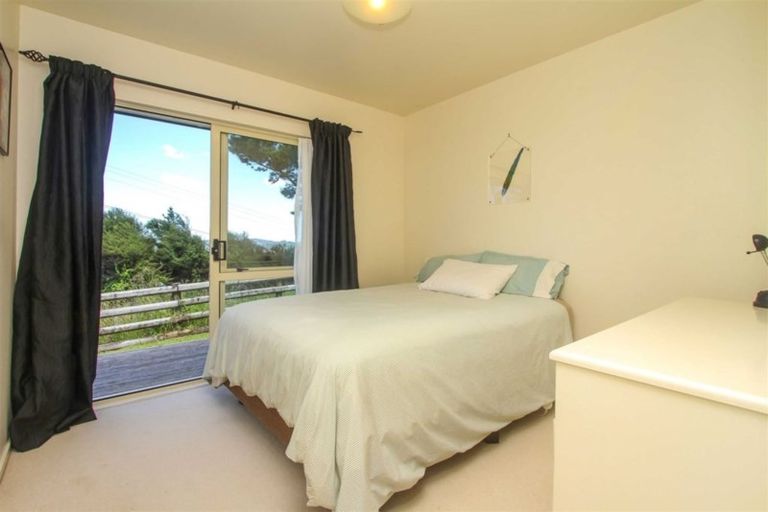 Photo of property in 47 Pinetone Road, Kumeu, 0892