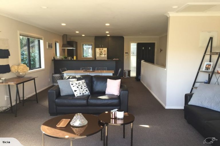Photo of property in 28b Ronald Woolf Place, Churton Park, Wellington, 6037