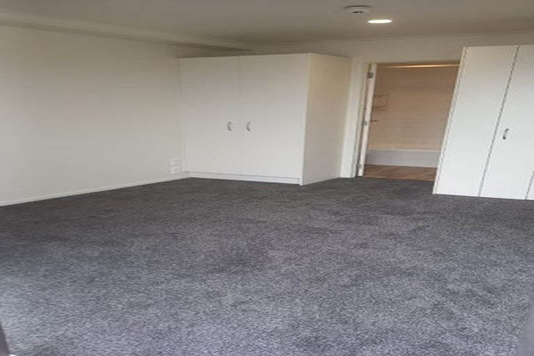 Photo of property in The Rennaissance, 5j/18 Ronwood Avenue, Manukau, Auckland, 2104