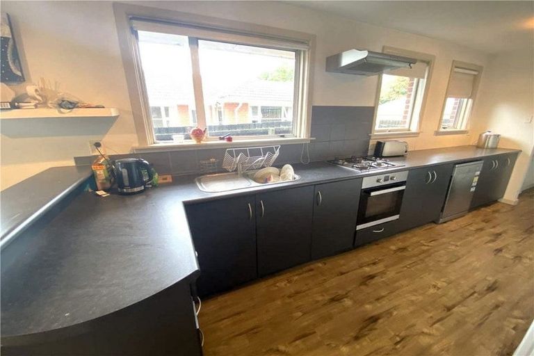 Photo of property in 32 Gregan Crescent, Burnside, Christchurch, 8053