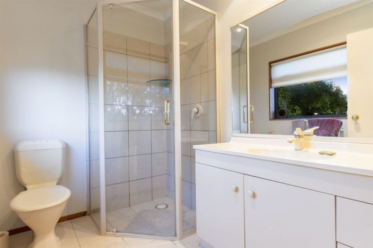 Photo of property in 42 Manor Park Drive, Pyes Pa, Tauranga, 3112