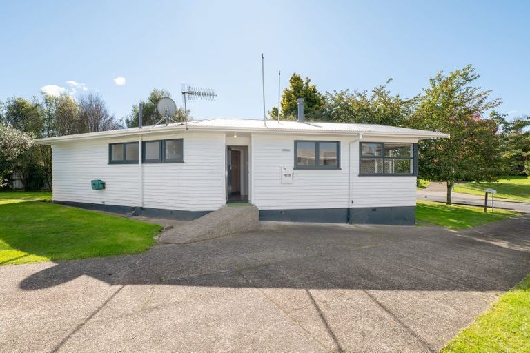 Photo of property in 110 Pandora Avenue, Sunnybrook, Rotorua, 3015