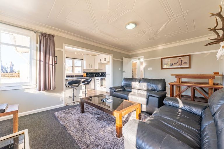 Photo of property in 14 Bathgates Road, Waimate, 7980