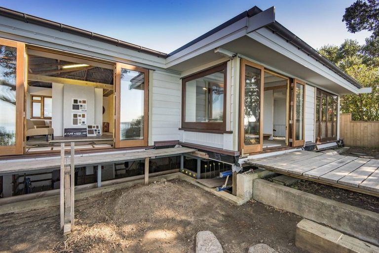Photo of property in 84a Vauxhall Road, Narrow Neck, Auckland, 0624