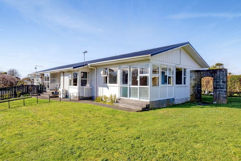 Photo of property in 49 Broadway, Stratford, 4332