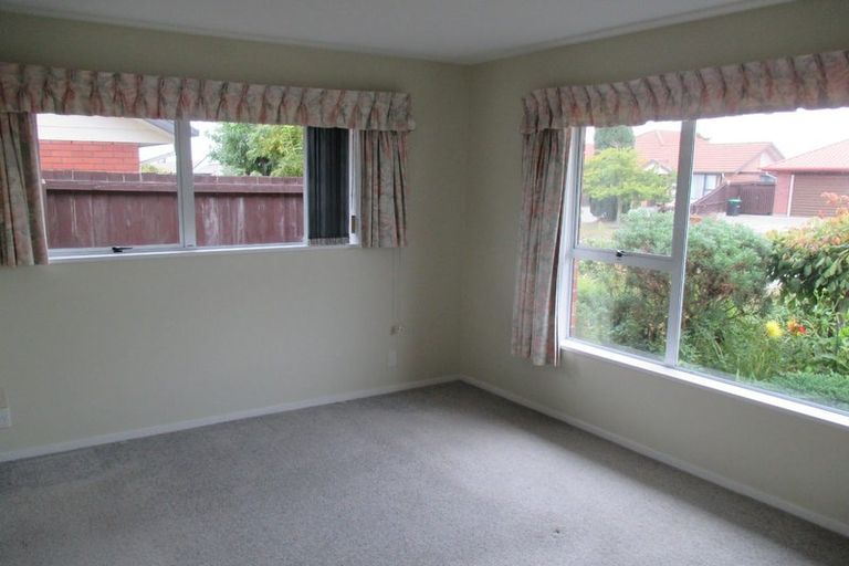 Photo of property in 31 Ben Nevis Drive, Broomfield, Christchurch, 8042