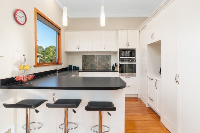 Photo of property in 143 Kenmure Road, Kenmure, Dunedin, 9011