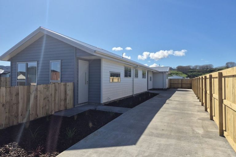 Photo of property in 25 Allan Avenue, Lytton West, 4071