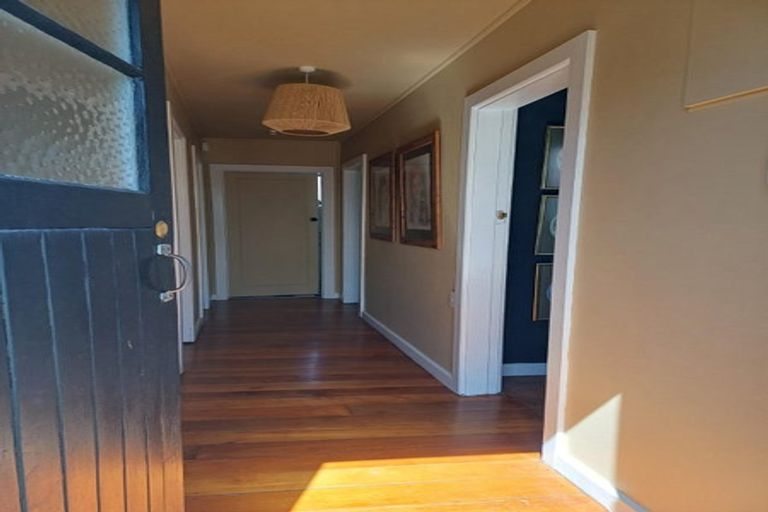 Photo of property in 276 Keyes Road, New Brighton, Christchurch, 8083