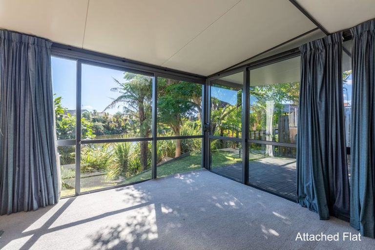 Photo of property in 15 Monarch Place, Paraparaumu Beach, Paraparaumu, 5032