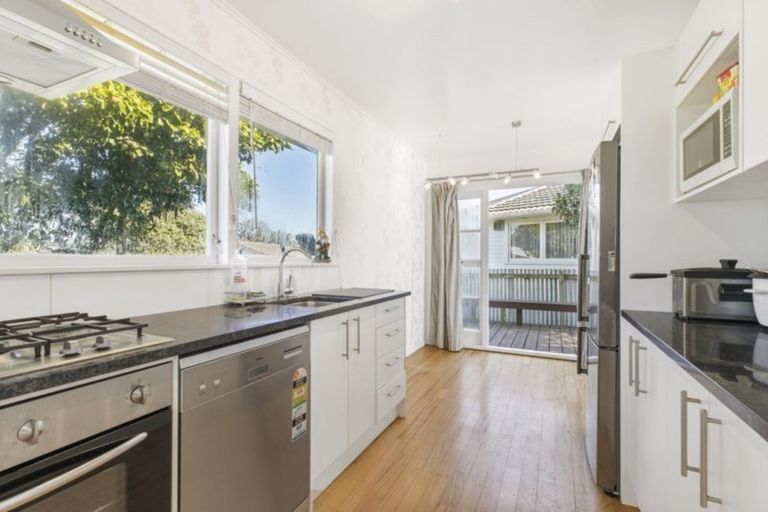 Photo of property in 20 Winsford Street, Manurewa, Auckland, 2102