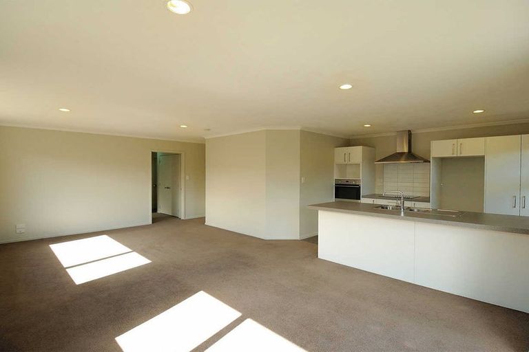 Photo of property in 5 Burford Way, Rolleston, 7615