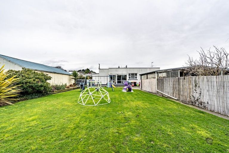 Photo of property in 72 Hamilton Street, East Gore, Gore, 9710