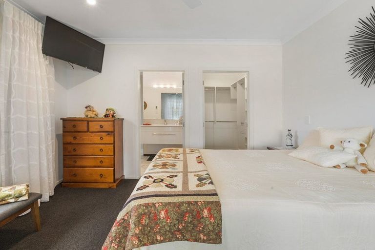 Photo of property in 1 Carnoustie Place, Aongatete, Katikati, 3178