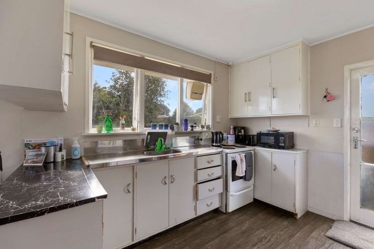 Photo of property in 17 Lewis Street, Te Kamo, Whangarei, 0112