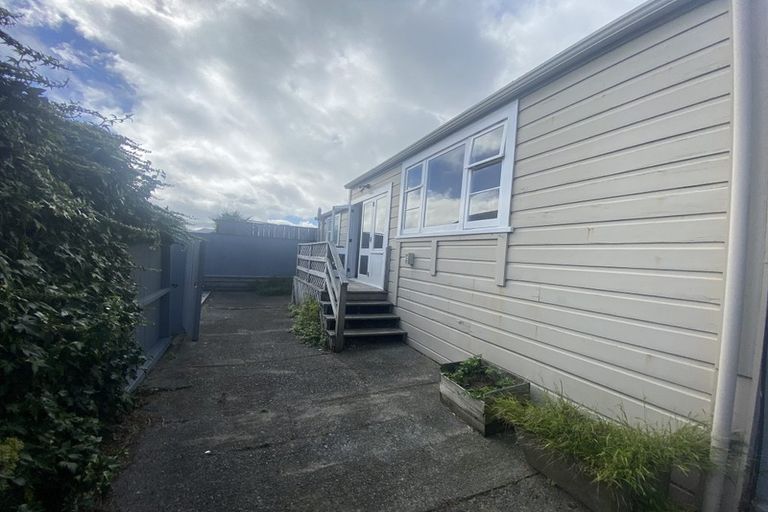Photo of property in 126 Daniell Street, Newtown, Wellington, 6021
