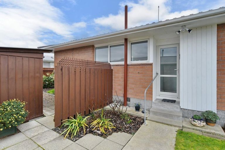 Photo of property in 18 Pandora Street, North New Brighton, Christchurch, 8083