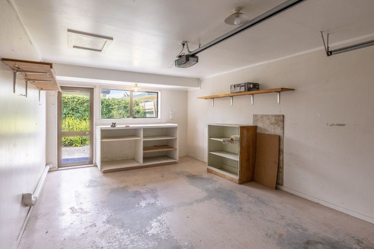 Photo of property in 82b Church Road, Taradale, Napier, 4112