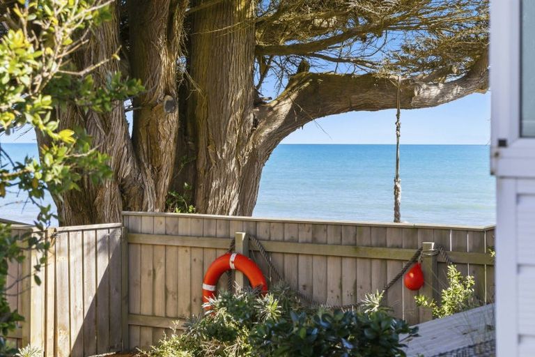 Photo of property in 245 Rosetta Road, Raumati Beach, Paraparaumu, 5032