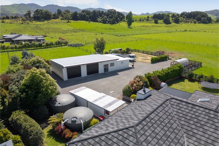 Photo of property in 546 Belvedere Road, Carrington, Carterton, 5791