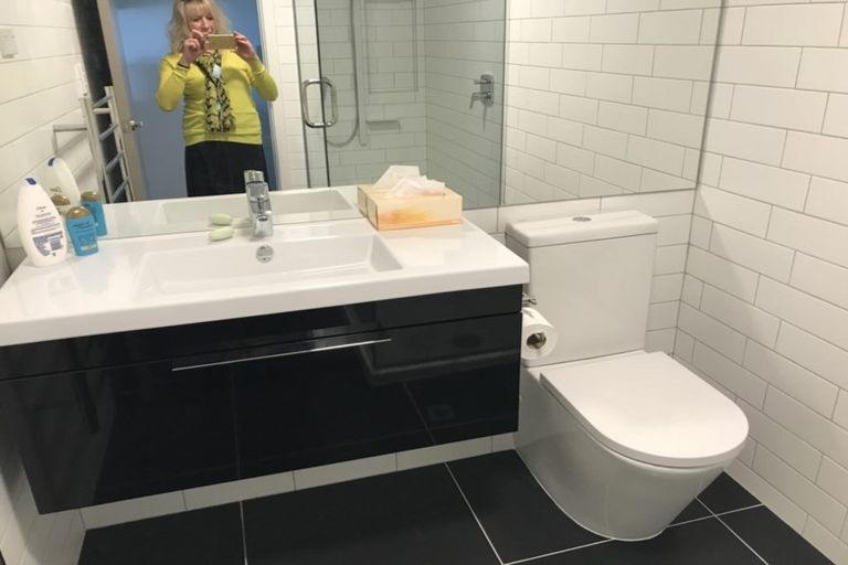 Photo of property in Frame Apartments, 1601/111 Molesworth Street, Thorndon, Wellington, 6011