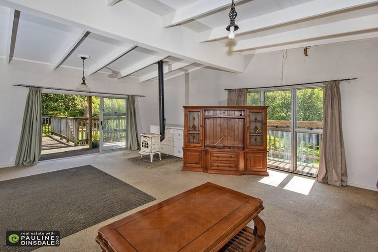 Photo of property in 8 Snake Hill Road, Te Kamo, Kamo, 0185